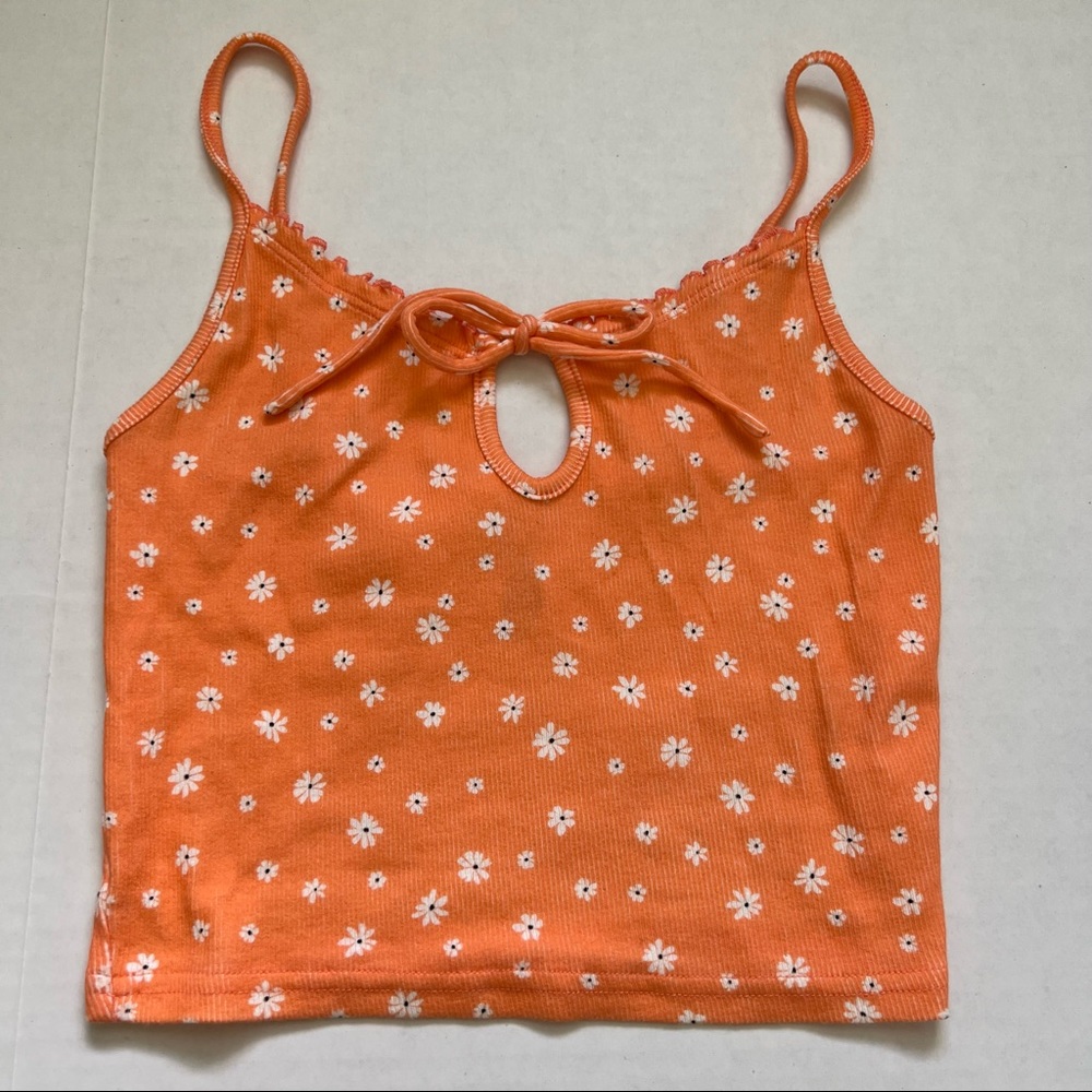 Me to We flower print Crop Top